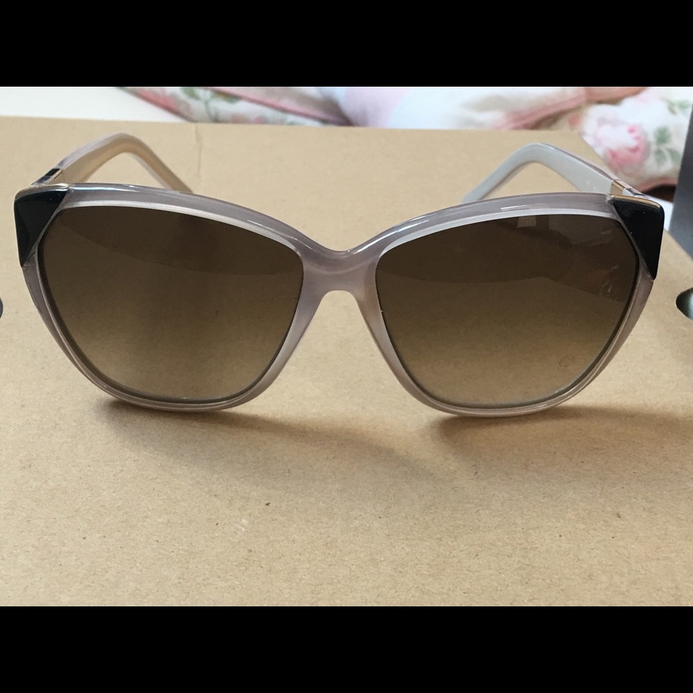 Chloe sunglasses - Picture 3 of 5